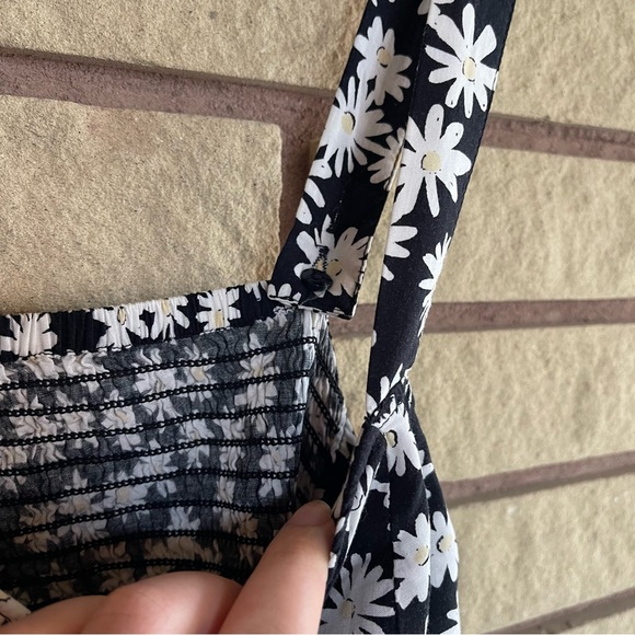 Daisy black romper - Picture 9 of 10